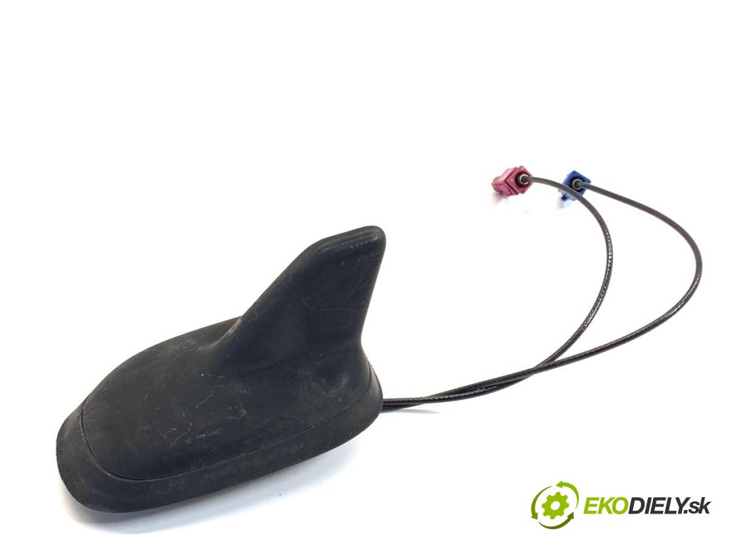 VW PASSAT B7 Kombi 2011 125 kW 2.0 TDI 1968 ANTENA 3C0035507N