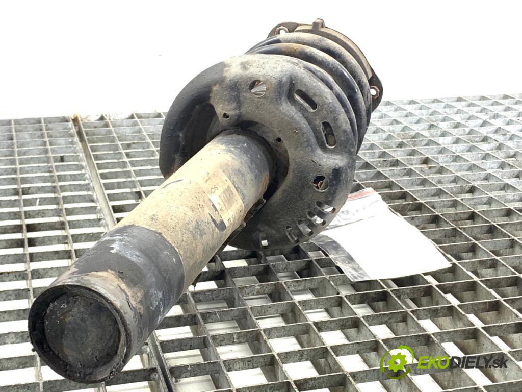 VW PASSAT B7 Kombi 2011 125 kW 2.0 TDI 1968 tlumič pravý přední část ZE