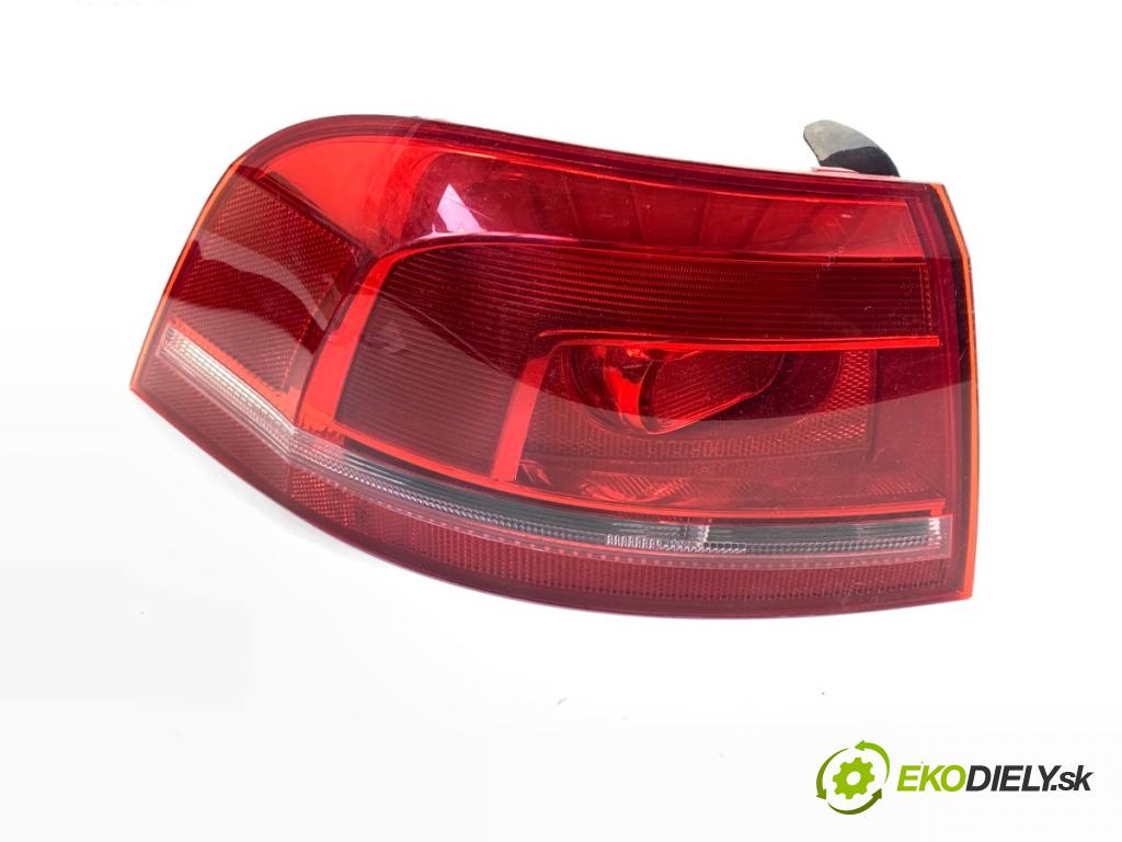 VW PASSAT B7 Kombi 2011 125 kW 2.0 TDI 1968 Svetlo ľavy zad 3AF945095C