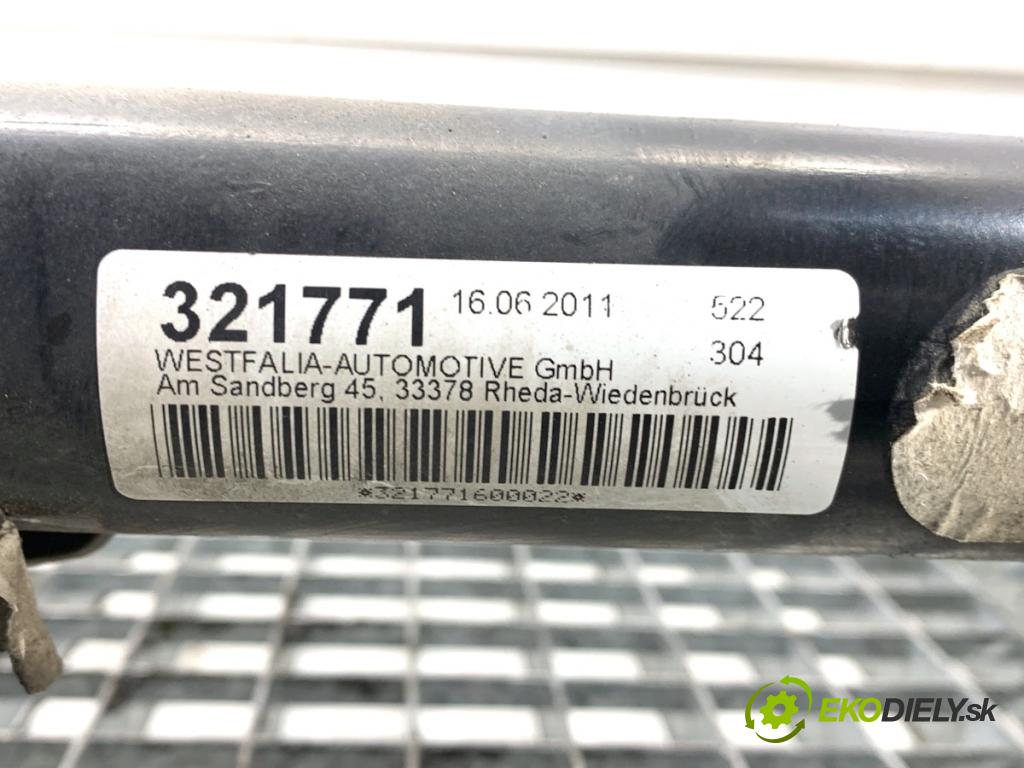 VW PASSAT B7 Kombi 2011 125 kW 2.0 TDI 1968 Hák ťažné zariadenie 3AA803880E