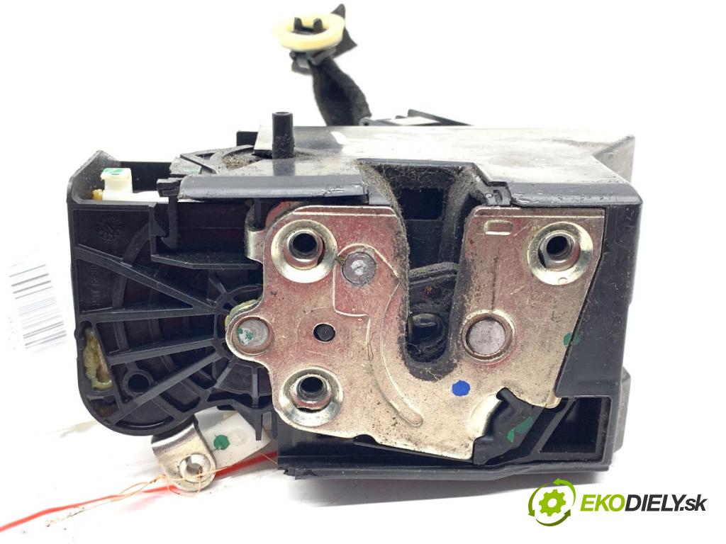 DACIA LOGAN II sedan 2019 54 kW 1.0 SCe 75 998 zámok Dvere pravy zad 825022281R