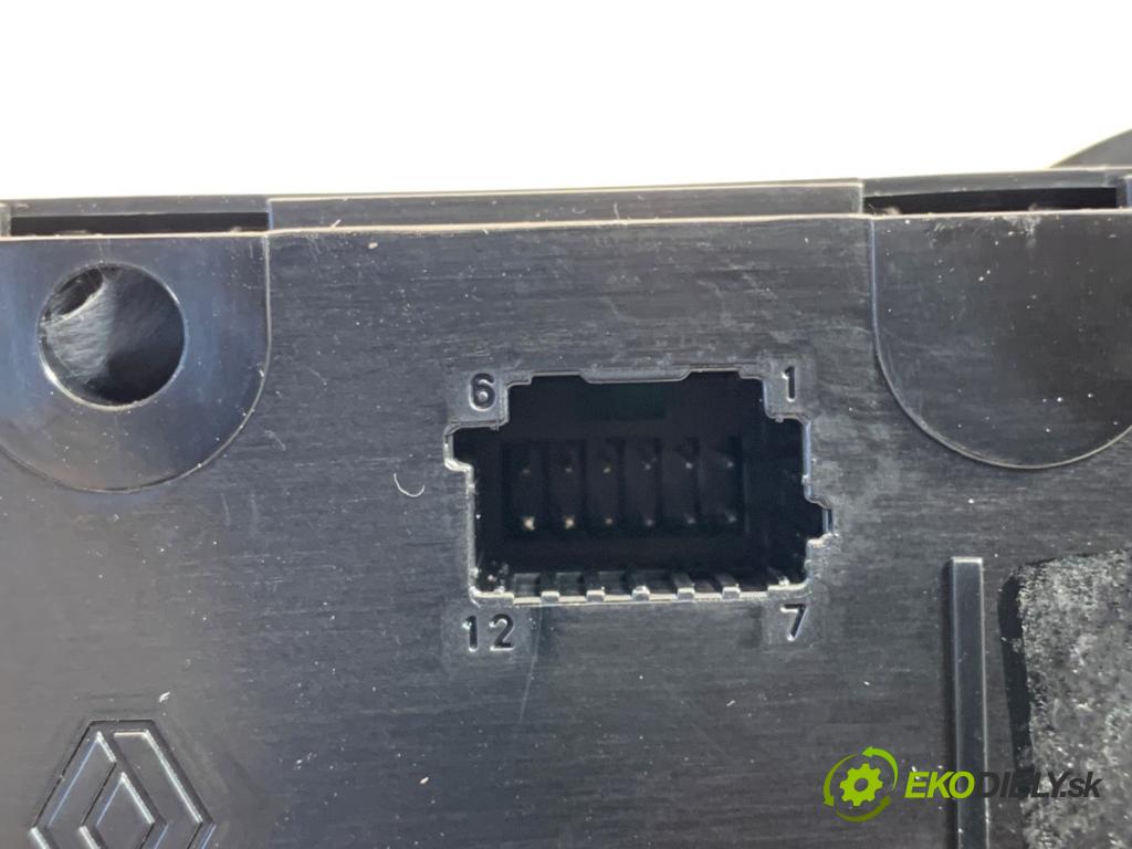 DACIA LOGAN II sedan 2019 54 kW 1.0 SCe 75 998 Panel ovládania kúrenia  (Prepínacie páčky pod volantom)