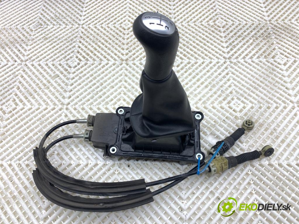 DACIA LOGAN II sedan 2019 54 kW 1.0 SCe 75 998 kulisa 349016560R (Řadicí páka (kulisa) )