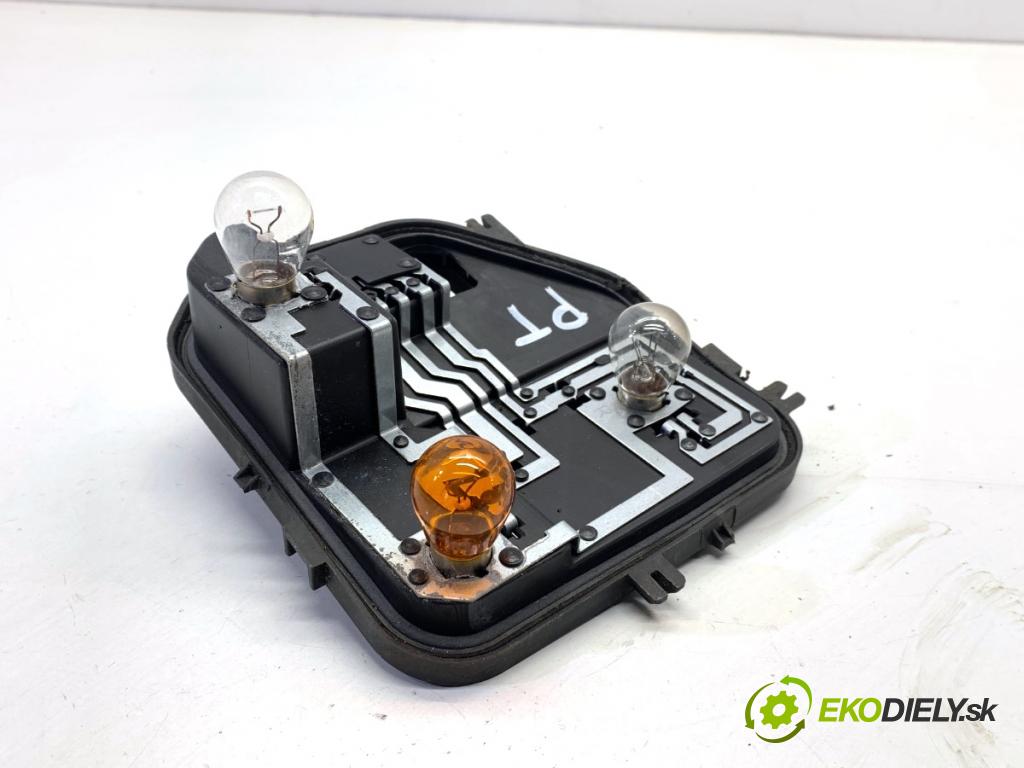 DACIA LOGAN II sedan 2019 54 kW 1.0 SCe 75 998 vložka svetla pravy zad 