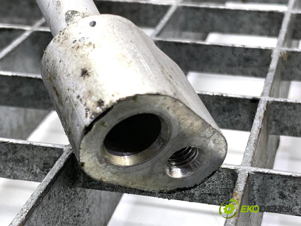 DACIA LOGAN II sedan 2019 54 kW 1.0 SCe 75 998 rúrka klimatizace 924405959R (Trubka klimatizace)