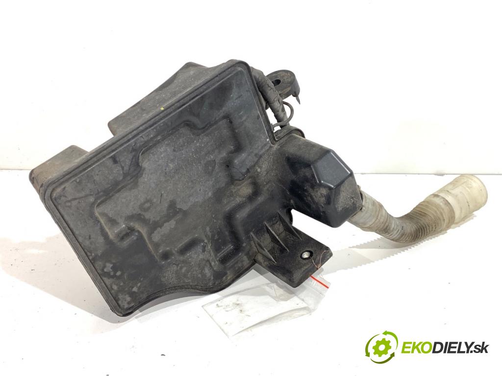 SKODA RAPID liftback 2017 85 kW 1.6 TDI 1598 Nádržka ostrekovačov 6V0955449