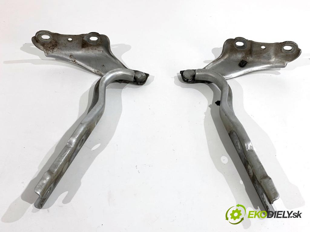 SKODA RAPID liftback 2017 85 kW 1.6 TDI 1598 závesky kapoty 5JA823301A 5JA823302A