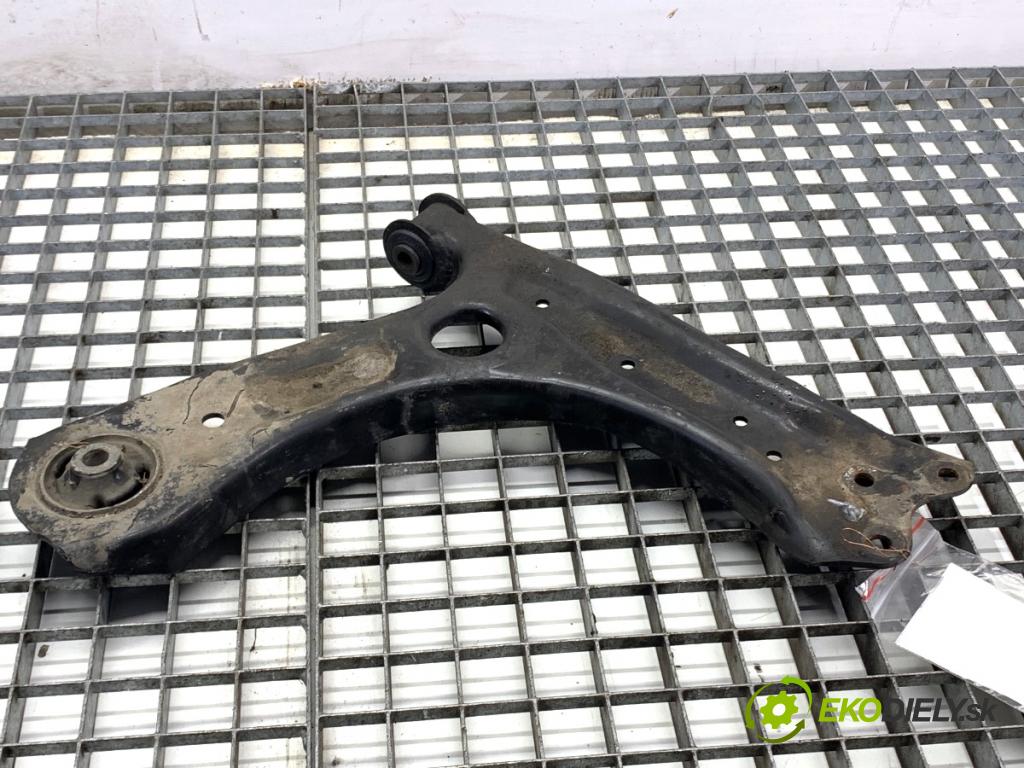 SKODA RAPID liftback 2017 85 kW 1.6 TDI 1598 Rameno pravy predný 6R0407152F