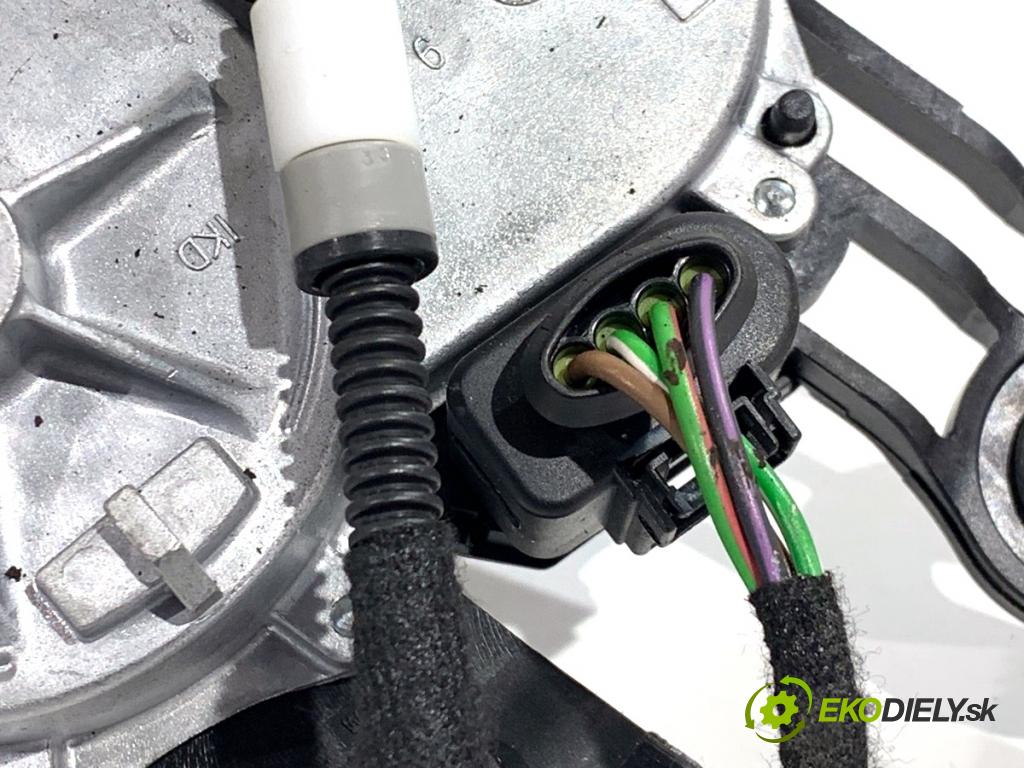 SKODA RAPID liftback 2017 85 kW 1.6 TDI 1598 Motor stieračov zad 5E5955711B