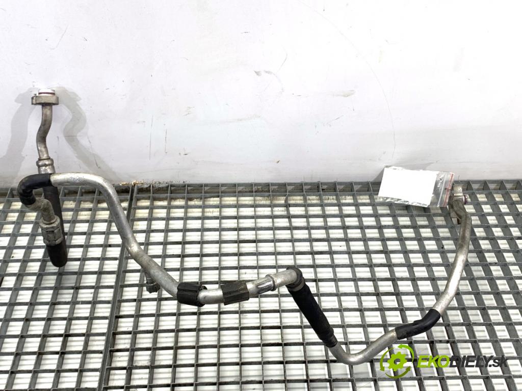 SKODA RAPID liftback 2017 85 kW 1.6 TDI 1598 rúrka klimatizace 6C0816743N (Trubka klimatizace)