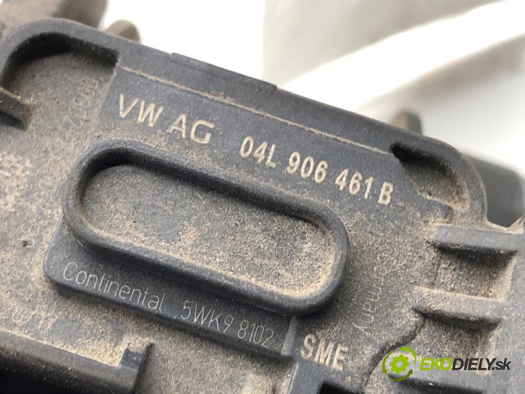 SKODA RAPID liftback 2017 85 kW 1.6 TDI 1598 Váha vzduchu 04L906461B (Váha vzduchu)