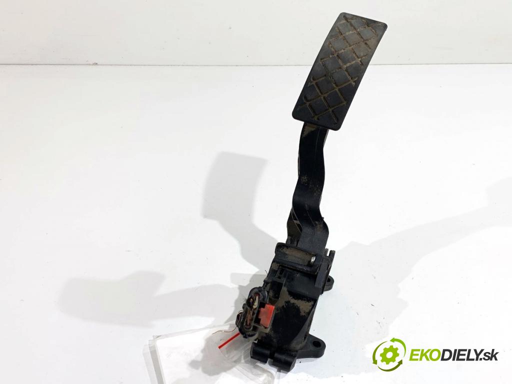 SKODA RAPID liftback 2017 85 kW 1.6 TDI 1598 Potenciometer plynu 6C1721503D (Potenciometer plynového pedálu)
