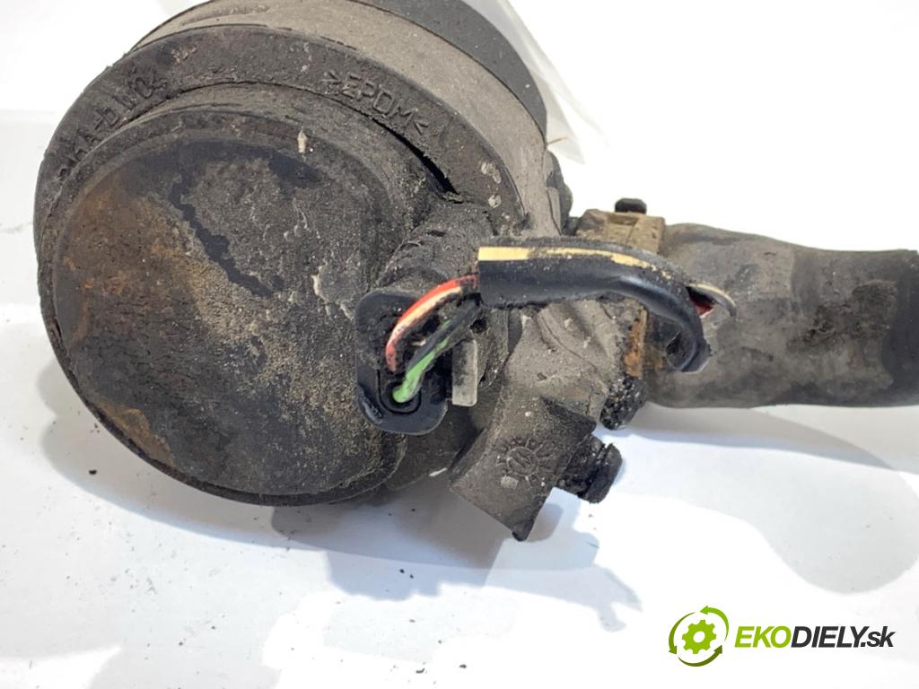 SKODA RAPID liftback 2017 85 kW 1.6 TDI 1598 DALŠÍ: pumpa vody 5G0965567 (Vodní pumpa)