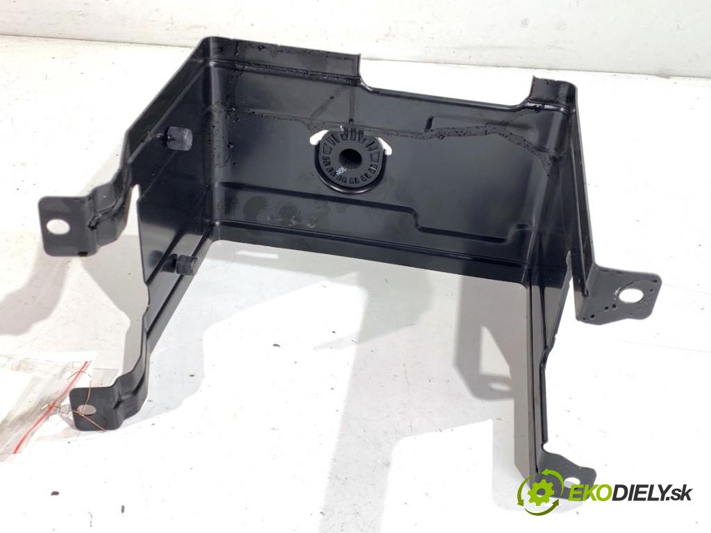 SKODA RAPID liftback 2017 85 kW 1.6 TDI 1598 Obal akumulátora 6C0802631