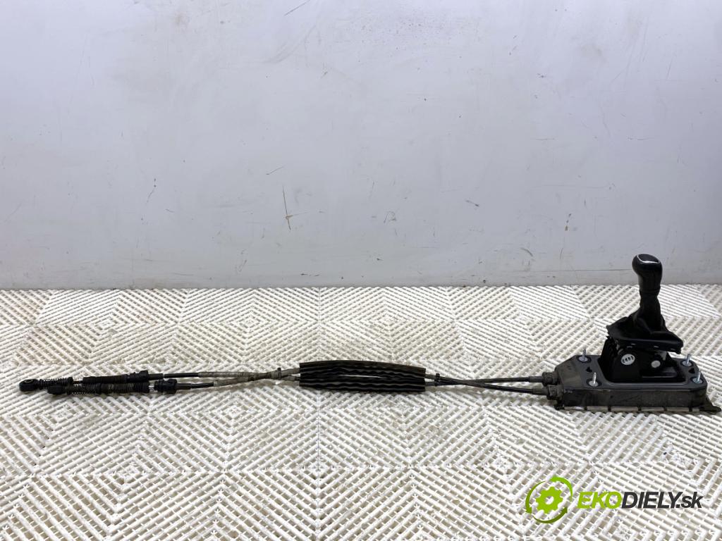 SKODA RAPID liftback 2017 85 kW 1.6 TDI 1598 Kulisa 6RA711049E (Rýchlostná páka (kulisa))