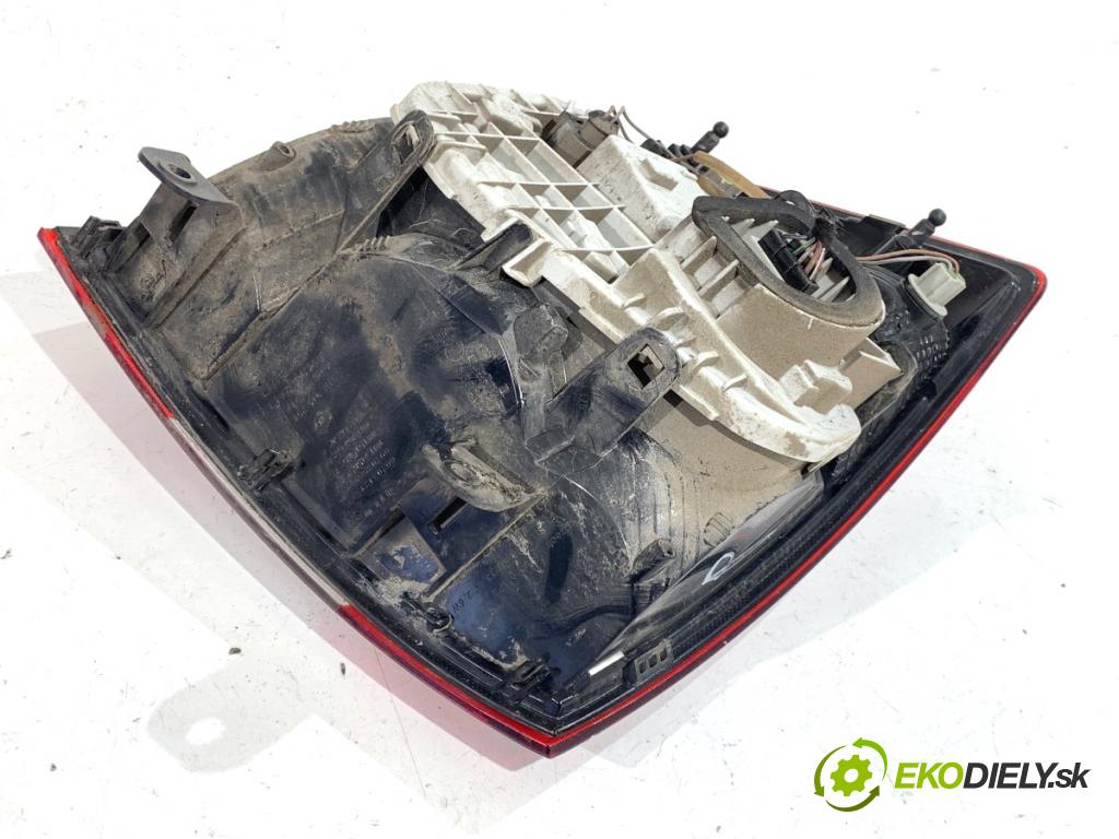 SKODA RAPID liftback 2017 85 kW 1.6 TDI 1598 světlo pravý zadní část 5JH945208