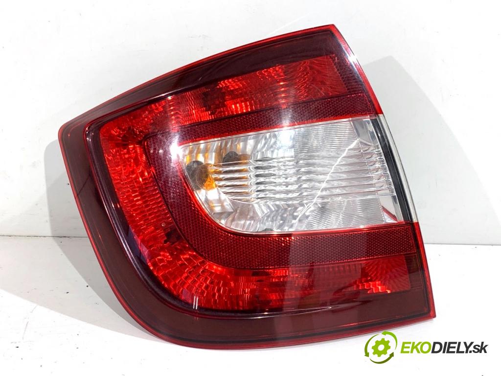 SKODA RAPID liftback 2017 85 kW 1.6 TDI 1598 světlo levý zadní část 5JH945207