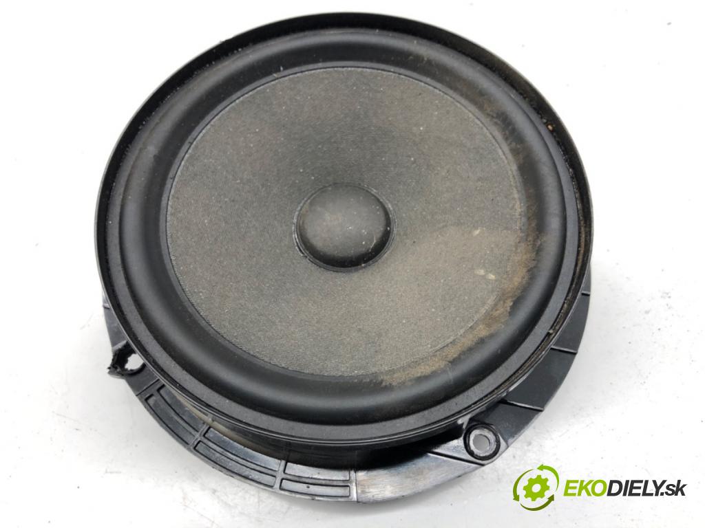 SKODA RAPID liftback 2017 85 kW 1.6 TDI 1598 reproduktor dveře přední část levý 5JA035411D