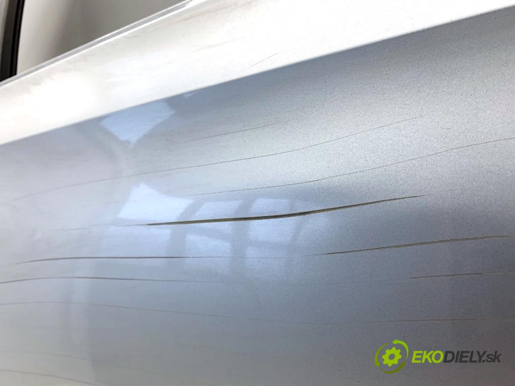 SKODA RAPID liftback 2017 85 kW 1.6 TDI 1598 Dvere pravy zad