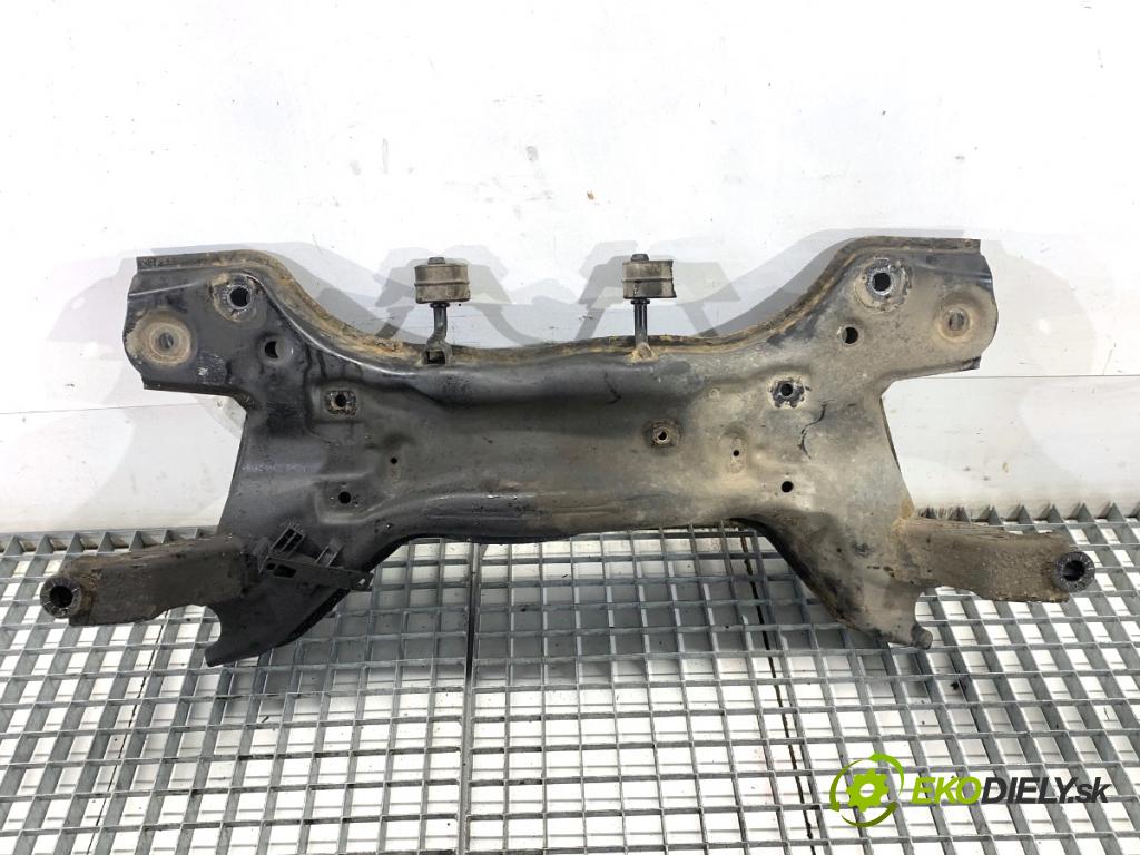 SKODA RAPID liftback 2017 85 kW 1.6 TDI 1598 Výstuha pod Motor  (Výstuha predná)