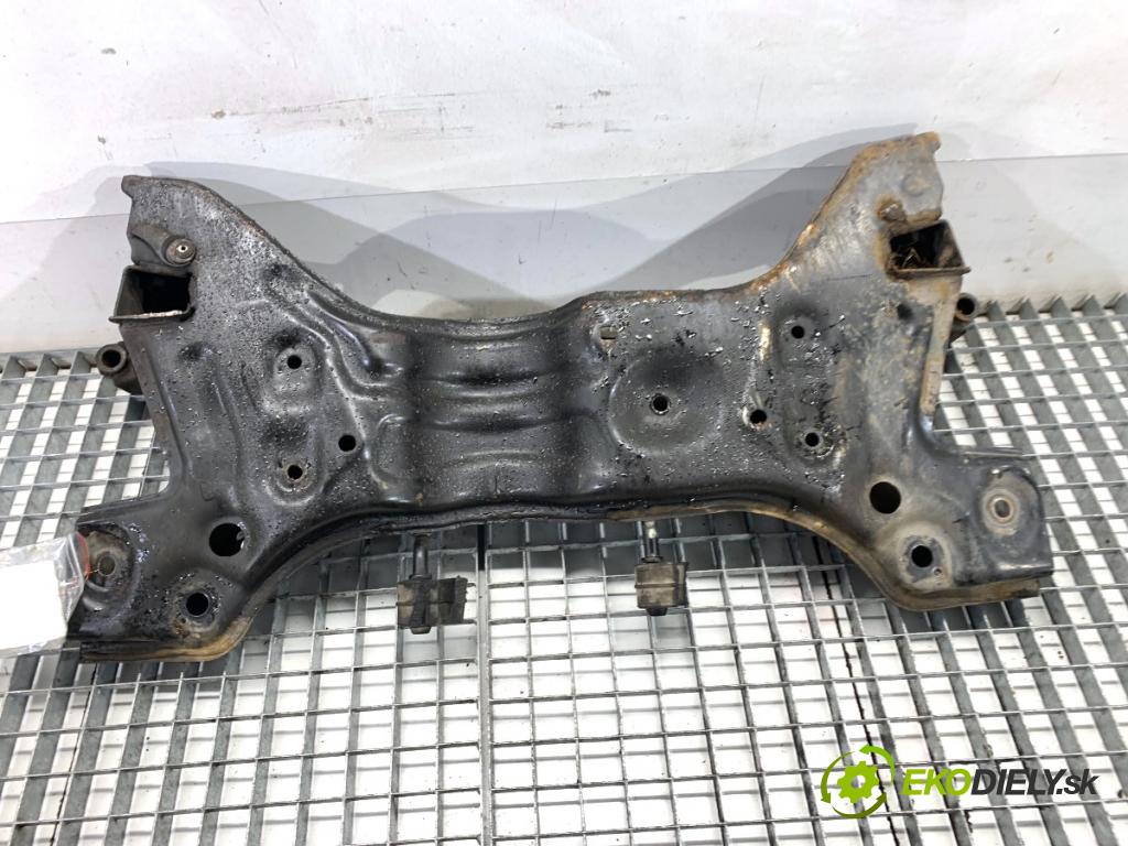 SKODA RAPID liftback 2017 85 kW 1.6 TDI 1598 výztuha pod motor (Přední výztuha)