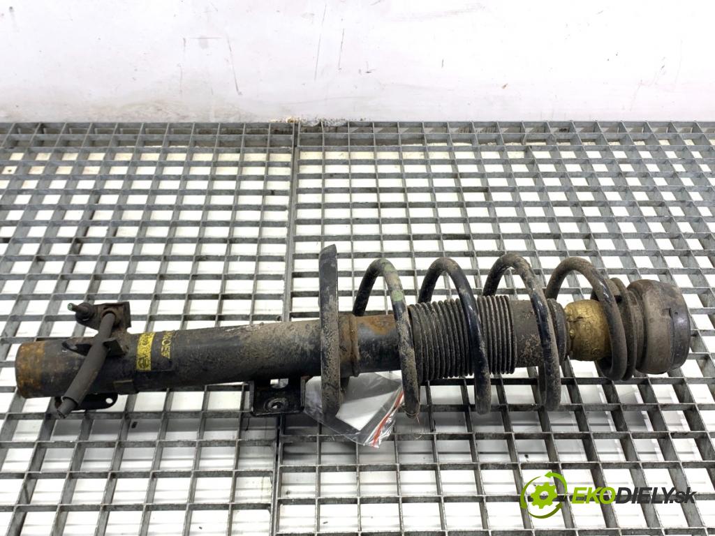 SKODA RAPID liftback 2017 85 kW 1.6 TDI 1598 tlumič pravý přední část ZE 