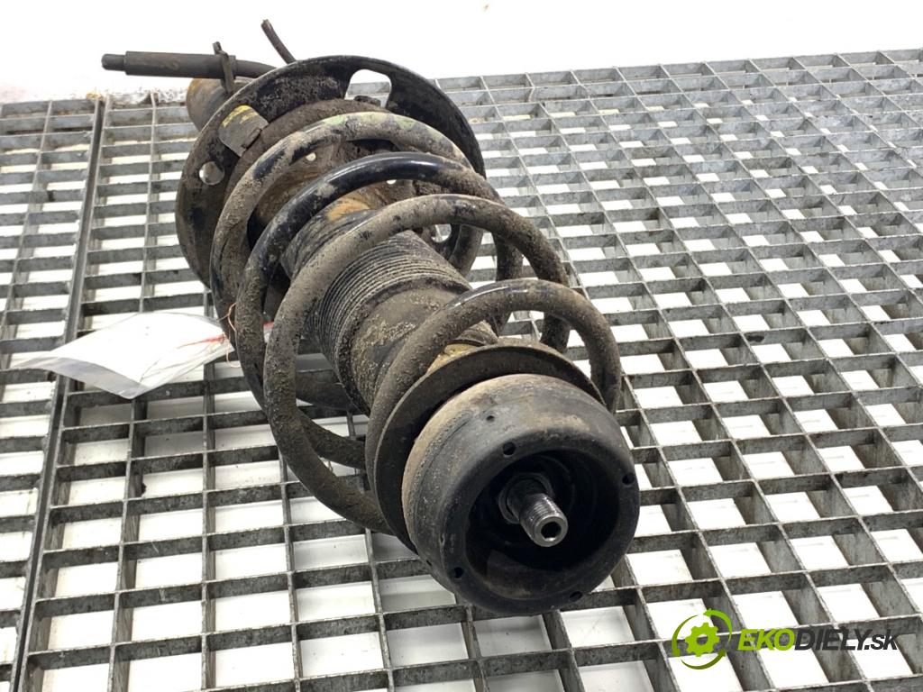 SKODA RAPID liftback 2017 85 kW 1.6 TDI 1598 Tlmič pravy predný ZE