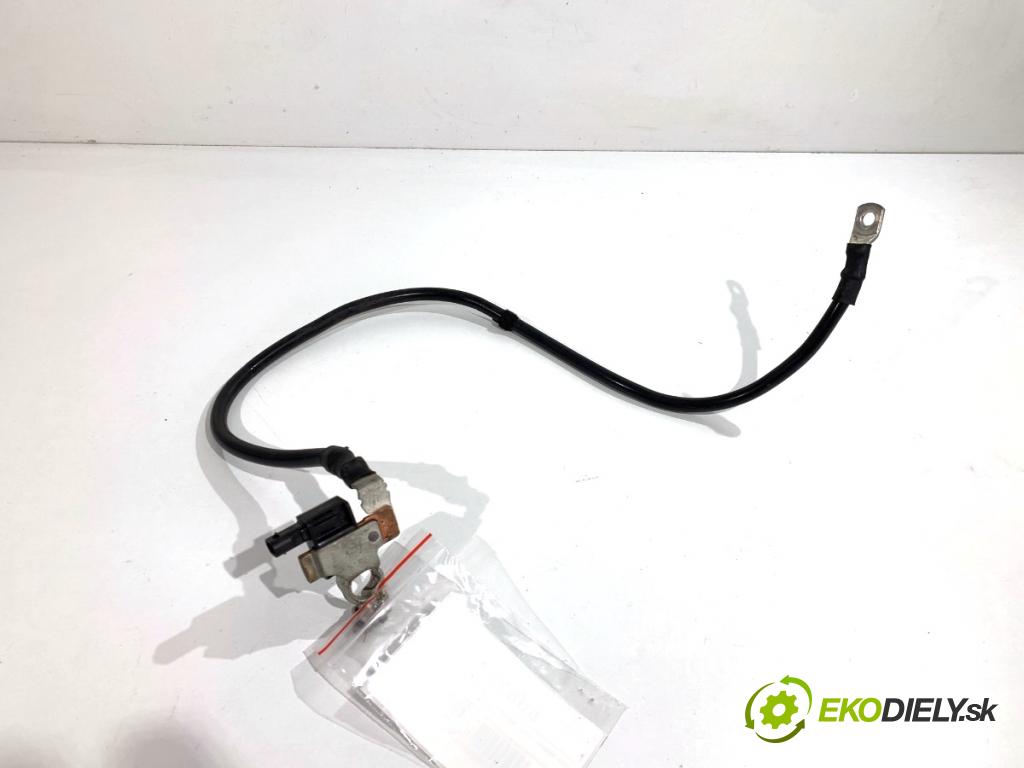 SKODA RAPID liftback 2017 85 kW 1.6 TDI 1598 svorka MINUS: 6C0915181E