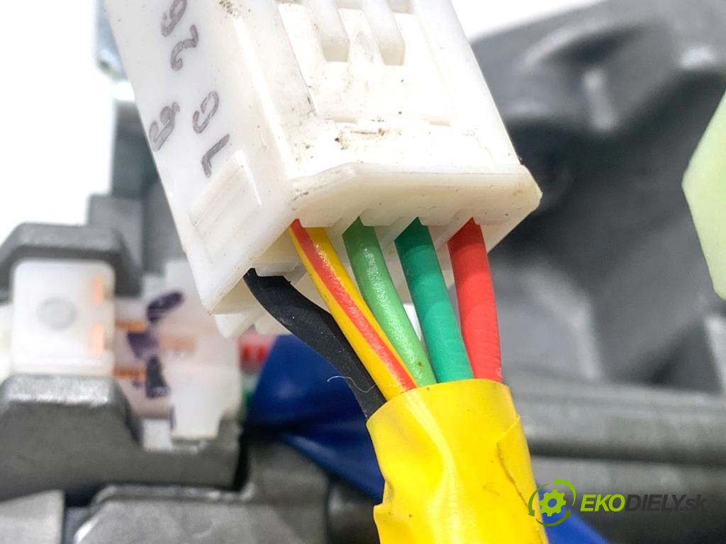 KIA CEED Kombi 2018 66 kW 1.4 CRDi 90 1396 spinačka ZDC2 (Spínacia skrinka)