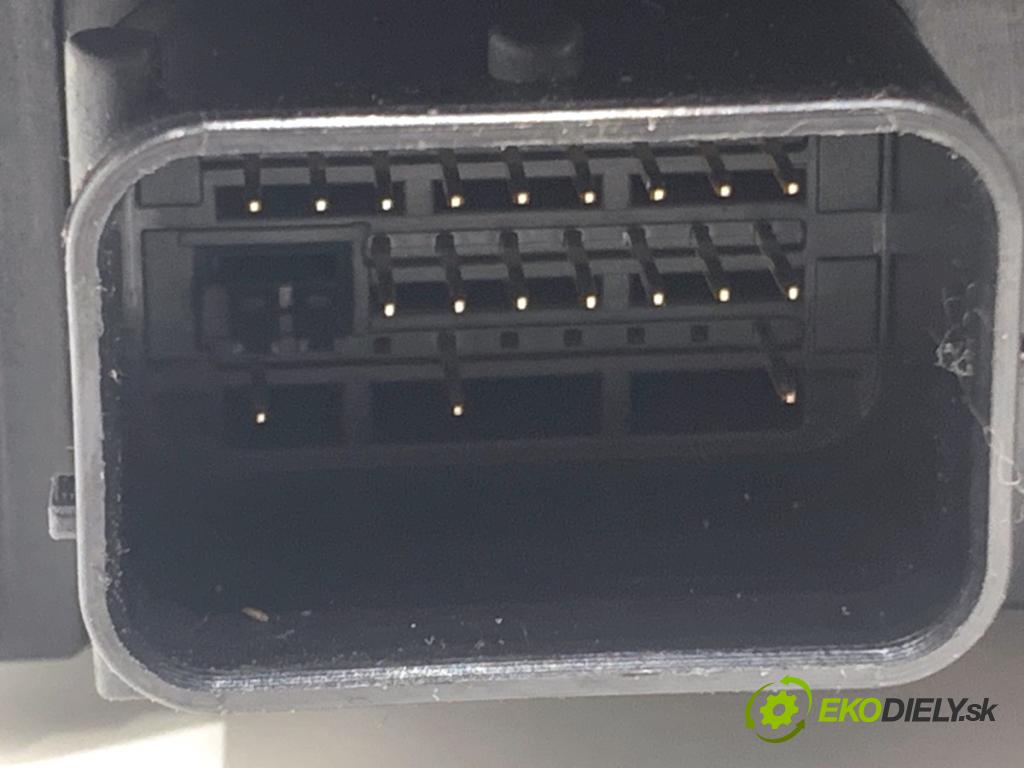 KIA CEED Kombi 2018 66 kW 1.4 CRDi 90 1396 senzor airbag 95910-A2750 (Snímač)