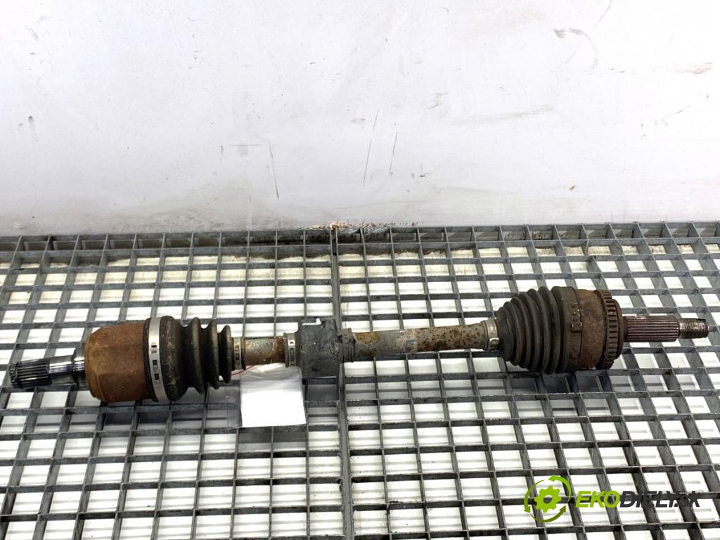 KIA CEED Kombi 2018 66 kW 1.4 CRDi 90 1396 Poloos ľavy predný 