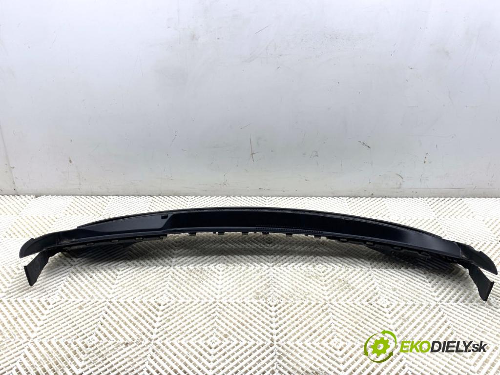 KIA CEED Kombi 2018 66 kW 1.4 CRDi 90 1396 torpédo plast pod čelní okno 86151-A2000 (Plast pod čelním sklem)