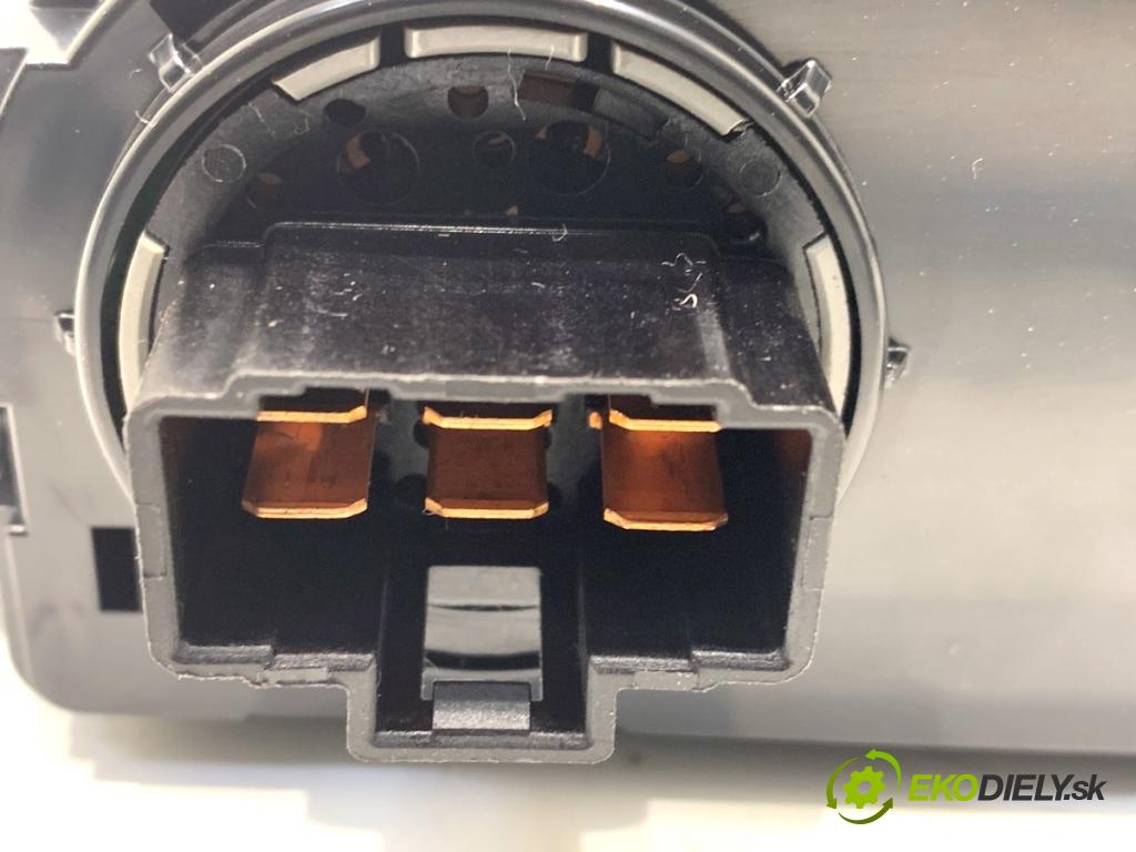 KIA CEED Kombi 2018 66 kW 1.4 CRDi 90 1396 Panel ovládania kúrenia 97250-A2003 (Prepínacie páčky pod volantom)