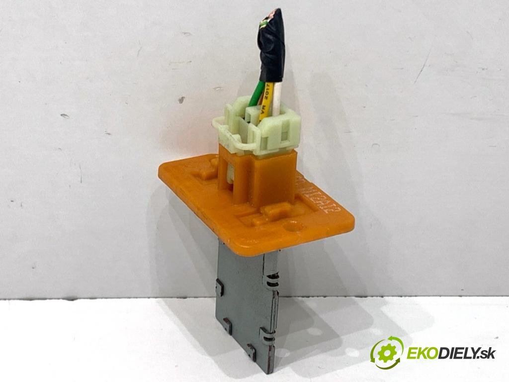 KIA CEED Kombi 2018 66 kW 1.4 CRDi 90 1396 Odpor, rezistor kúrenia vzduchu  (Odpor (rezistor) kúrenia)