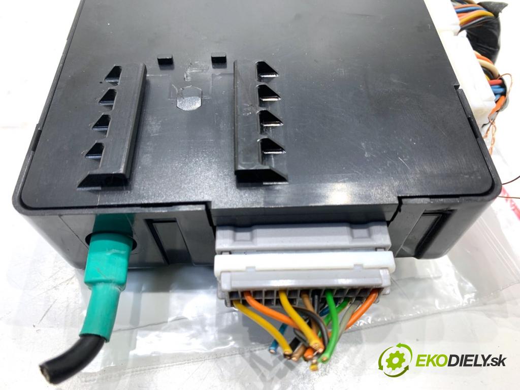 KIA CEED Kombi 2018 66 kW 1.4 CRDi 90 1396 Modul komfortu 95400-A2251 (Modul komfortu)