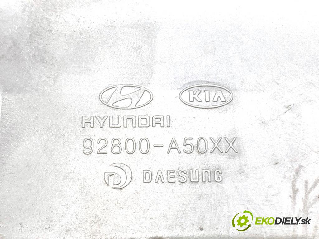 KIA CEED Kombi 2018 66 kW 1.4 CRDi 90 1396 Svetlo stropné 92800-A50XX