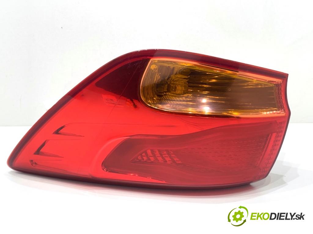 KIA CEED Kombi 2018 66 kW 1.4 CRDi 90 1396 světlo pravý zadní část 92402-A23