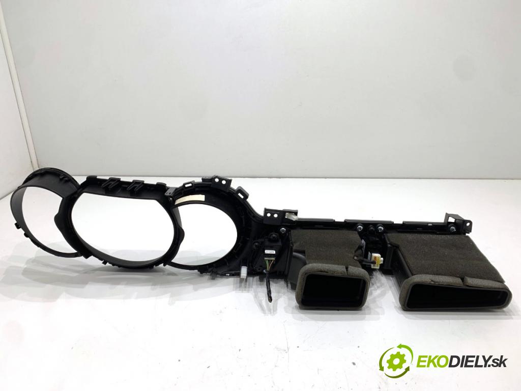 KIA CEED Kombi 2018 66 kW 1.4 CRDi 90 1396 mří topení přední část střední 97410-A2200