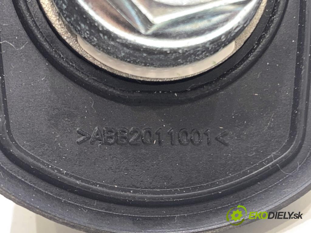 KIA CEED Kombi 2018 66 kW 1.4 CRDi 90 1396 ANTENA
