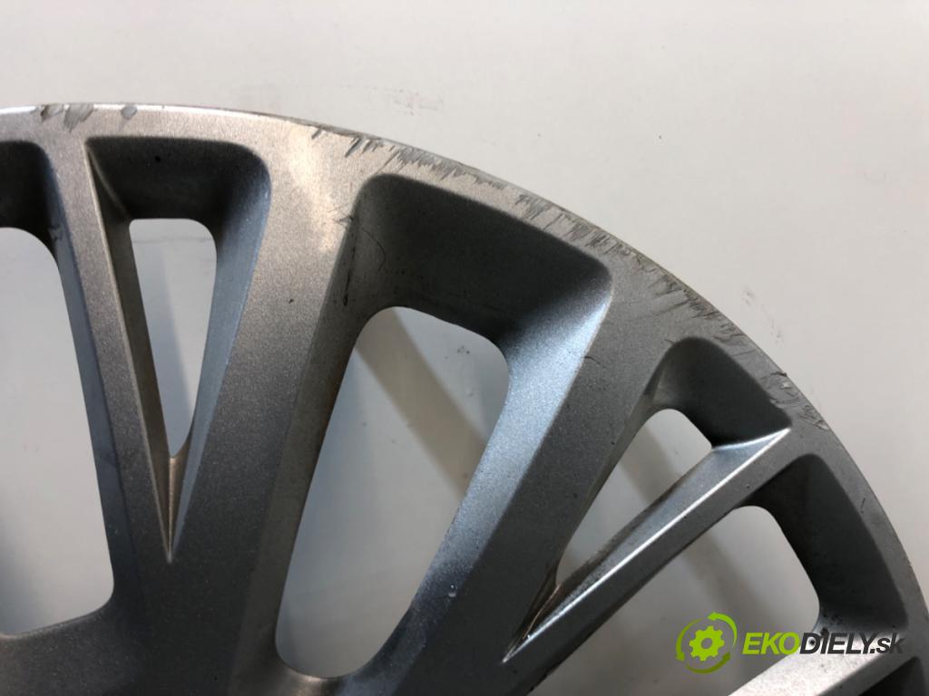 KIA CEED Kombi 2018 66 kW 1.4 CRDi 90 1396 puklica 15