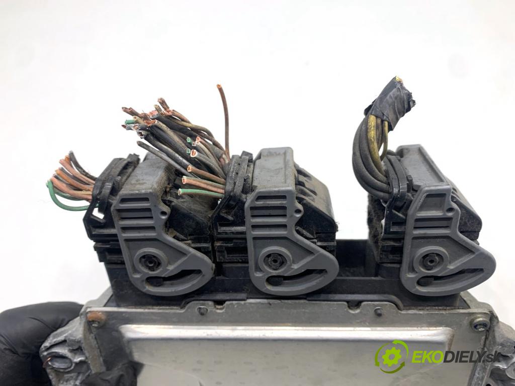 RENAULT SCÉNIC II nadwozie wielkoprzestrzenne (MPV) 2007 99 kW 2.0 (JM05, JM0U, JM1N, JM1U, JM2V) 1998 řídící jednotka motora 8200509516 (Řídicí jednotka)