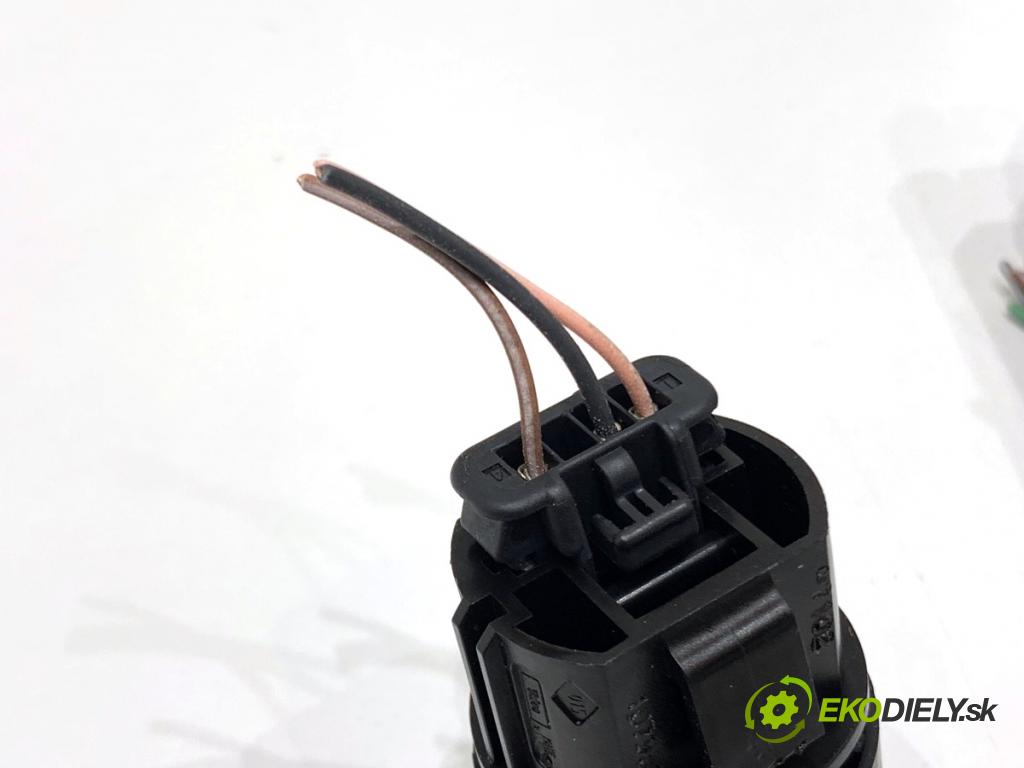 RENAULT SCÉNIC II nadwozie wielkoprzestrzenne (MPV) 2007 99 kW 2.0 (JM05, JM0U, JM1N, JM1U, JM2V) 1998 spinačka 8200125077 (Spínacia skrinka)