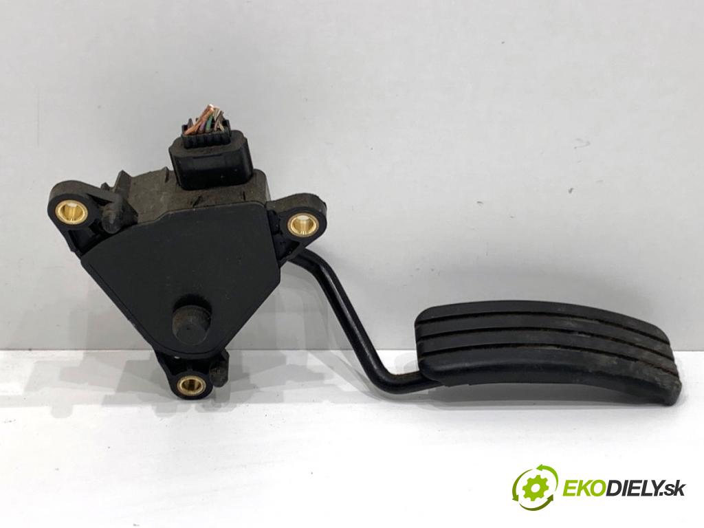 RENAULT SCÉNIC II nadwozie wielkoprzestrzenne (MPV) 2007 99 kW 2.0 (JM05, JM0U, JM1N, JM1U, JM2V) 1998 potenciometr plynového pedálu 8200159647 (Potenciometr plynového pedálu)