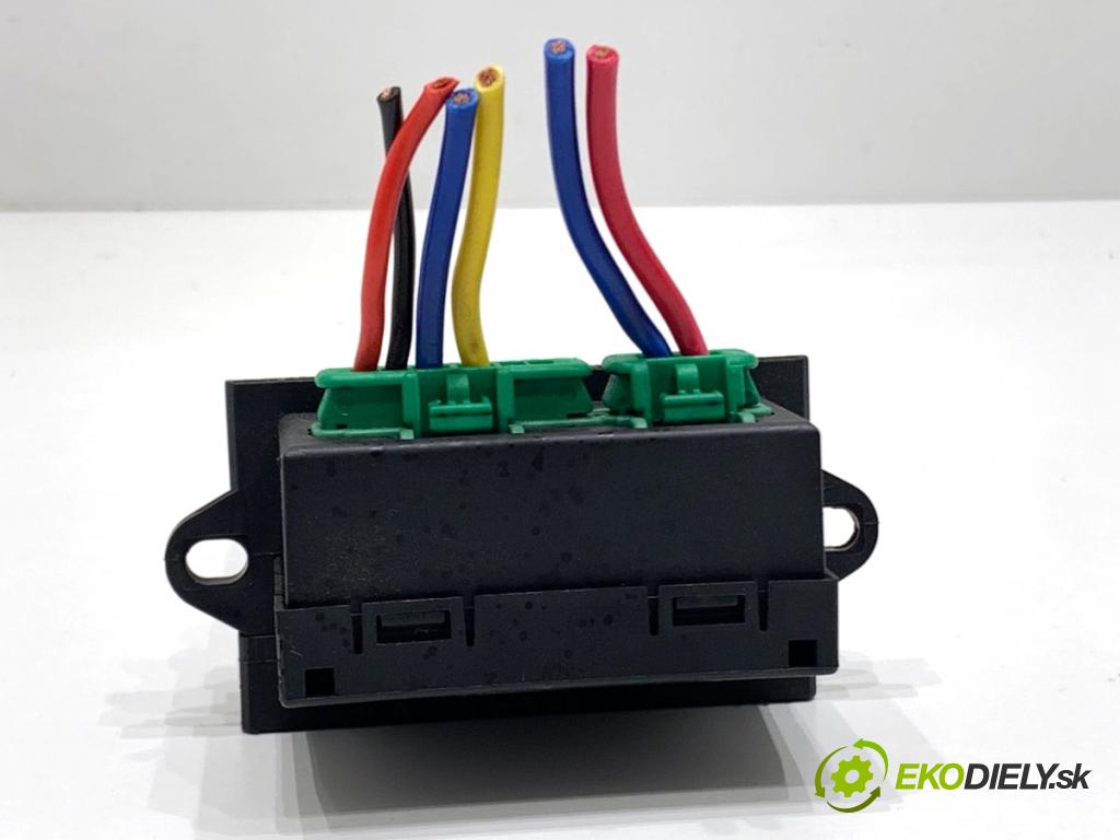 RENAULT SCÉNIC II nadwozie wielkoprzestrzenne (MPV) 2007 99 kW 2.0 (JM05, JM0U, JM1N, JM1U, JM2V) 1998 Odpor, rezistor kúrenia vzduchu  (Odpor (rezistor) kúrenia)