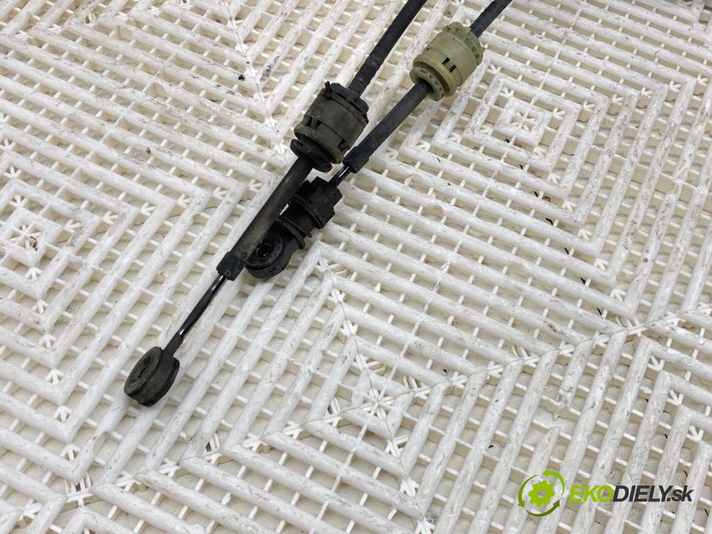 RENAULT SCÉNIC II nadwozie wielkoprzestrzenne (MPV) 2007 99 kW 2.0 (JM05, JM0U, JM1N, JM1U, JM2V) 1998 Kulisa 8200788671 (Rýchlostná páka (kulisa))