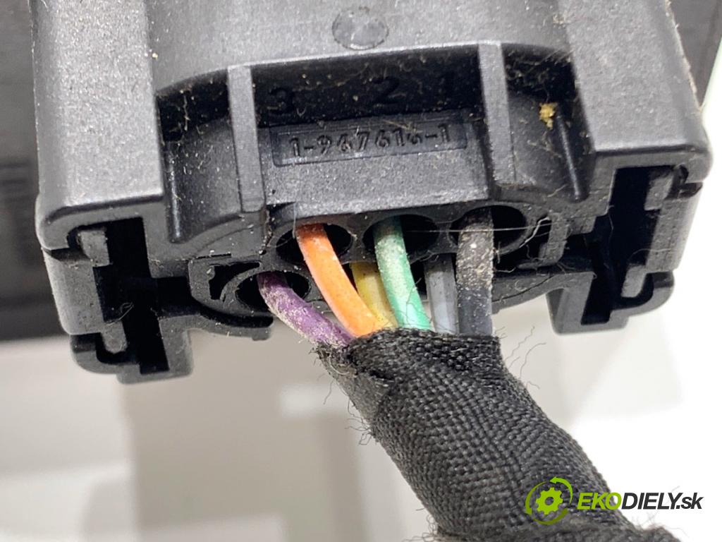 RENAULT SCÉNIC II nadwozie wielkoprzestrzenne (MPV) 2007 99 kW 2.0 (JM05, JM0U, JM1N, JM1U, JM2V) 1998 blokáda volantu 8200604932 (Riadenie ostatné)