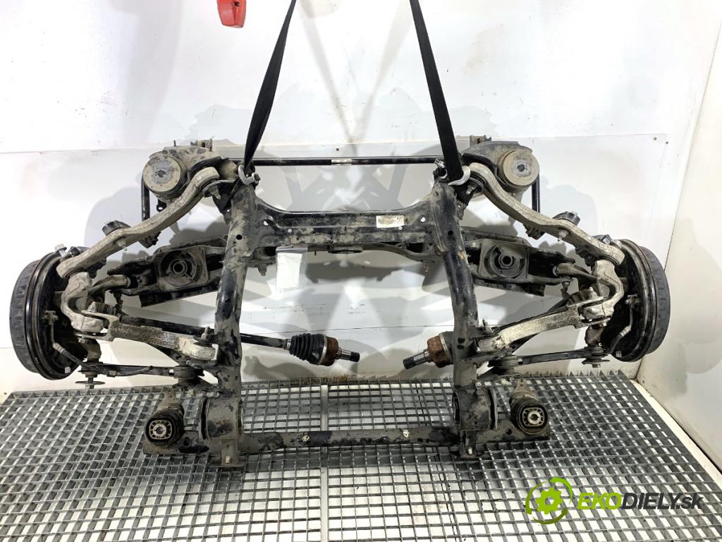 VW ID.3 liftback 2020 150 kW Pro  Výstuha zad 1EA505235AR