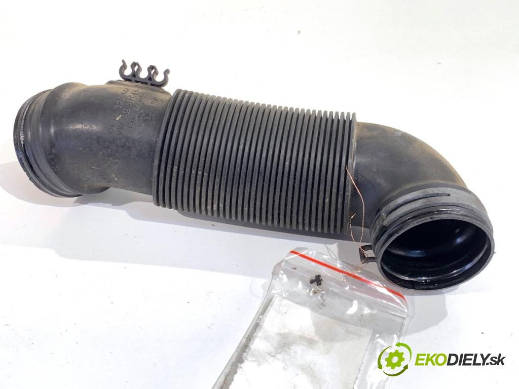 SKODA RAPID liftback 2017 85 kW 1.6 TDI 1598 Rúra vzduchu 6C0129684