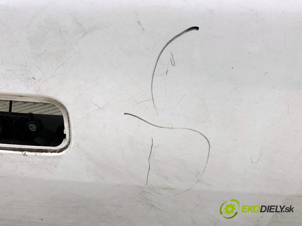 VW TRANSPORTER T5 Autobus 2014 75 kW 1.9 TDI 1896 kapota zadní část