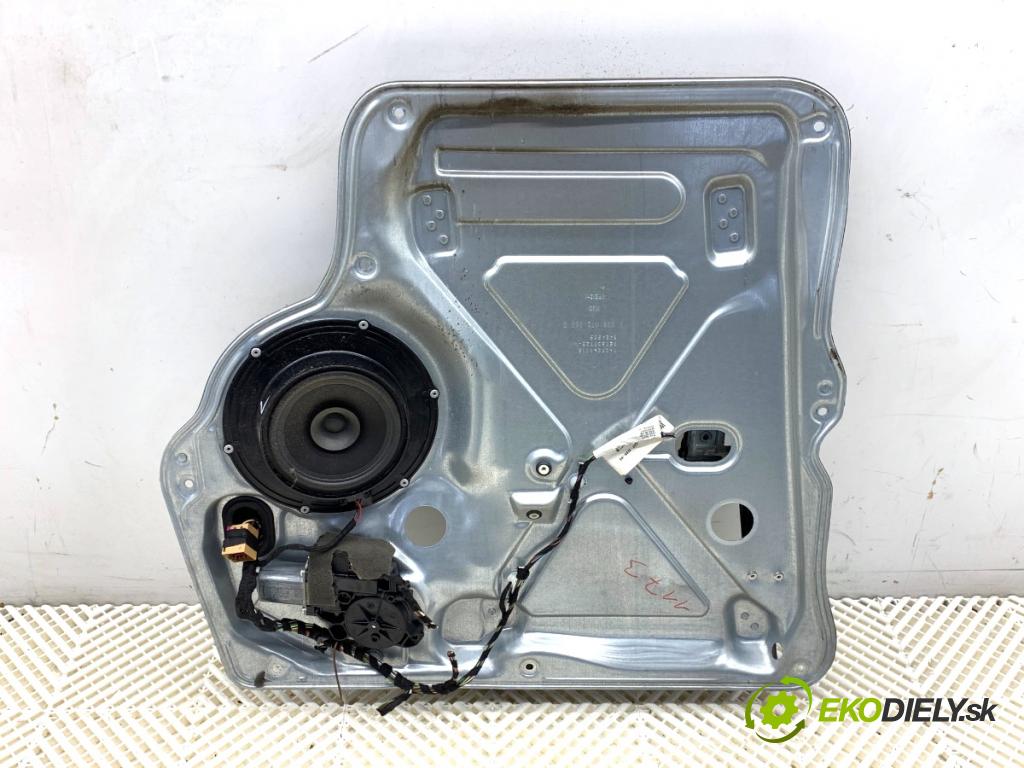 VW TRANSPORTER T5 Autobus 2014 75 kW 1.9 TDI 1896 mechanismus okna levý přední část 7E0959801H